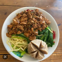 Mie ayam bakso
