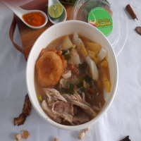 SOTO BANJAR LONTONG/KETUPAT