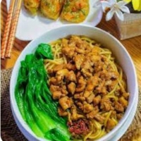 Mie Yamin + Bakso + Pangsit Goreng