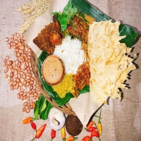 NASI PECEL DAGING SERUNDENG