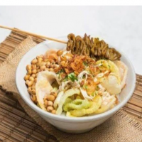 Bubur + 1 tusukan sate