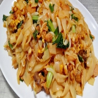 Kwitiau Goreng ayam + bakso