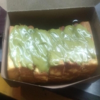ROTI BAKAR GOLDEN COKLAT TOPPING GREEN TEA