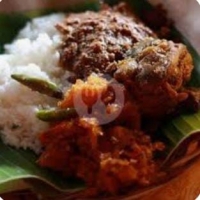 Nasi Gudeg komplit ayam opor