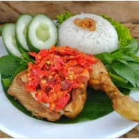 Ayam penyet sambal bawang + nasi
